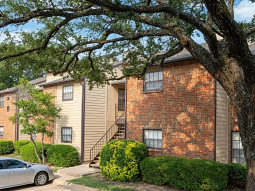 The Place at Harvestree - 1 The Place at Harvestree - Central Plano Apartment