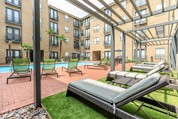 Bel Air Downtown pool Bel Air Downtown - Main Page