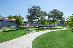 Evana Grove Evana Grove - East Plano Apartment