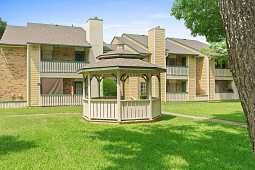 Aspen Court Aspen Court - Central Plano Apartment
