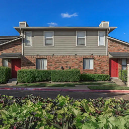 Highpoint_townhomes Highpoint Townhomes - Central Plano Apartment