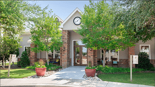 Kia Ora Park -1 Kia Ora Park - Central Plano Apartment