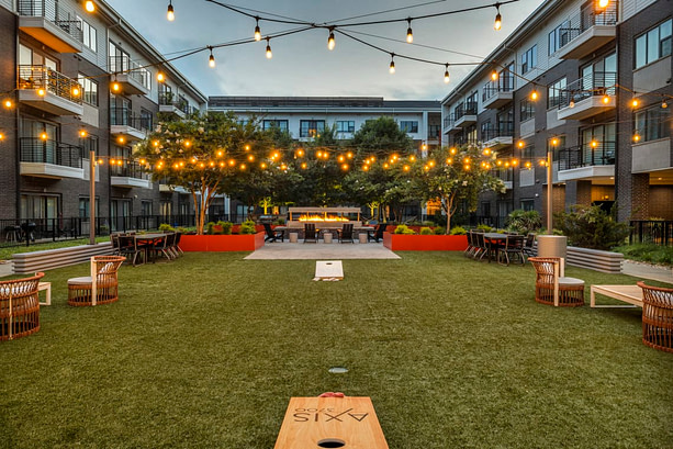 Axis 3700 -2 Axis 3700 - Main Page