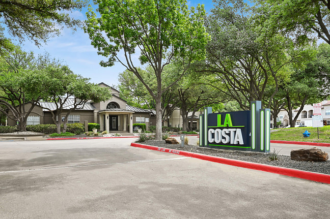 La Costa - Main Page