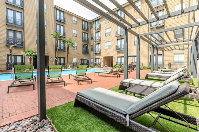 Bel Air Downtown - Main Page